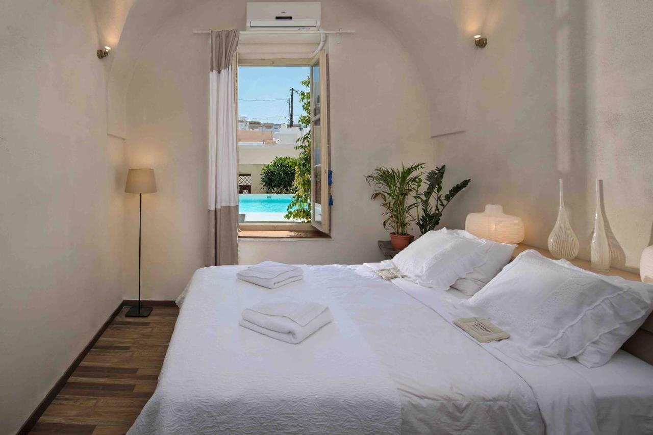Sandandstone Villa Santorini Megalochori  Exteriér fotografie